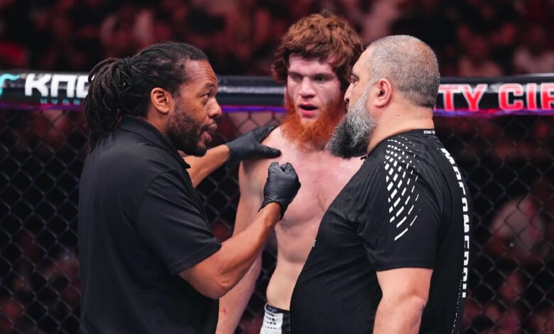 Herb-Dean-arbitre-critiques-Henry-Cejudo-l&eacute;gende-ufc-mma