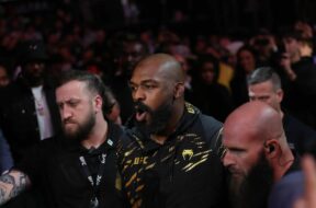 Jon-Jones-revient-sur-les-exc&egrave;s-qui-ont-marqu&eacute;-sa-carri&egrave;re-ufc-mma (1)