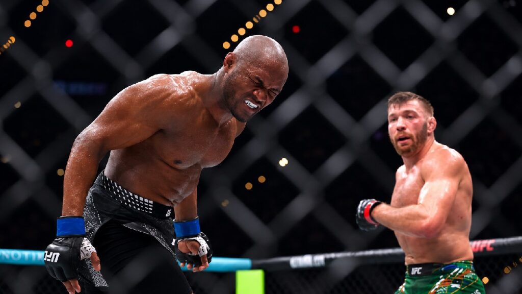 Kamaru Usman réagit à sa défaite face à Dricus du Plessis