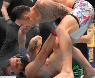 Max-Holloway-donne-ses-r&eacute;actions-apr&egrave;s-victoire-Conor-McGregor-ufc-mma