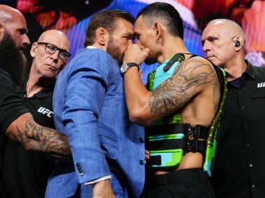 Tension-s&eacute;curit&eacute;-face-off-Conor-McGregor-Max-Holloway-ufc-comeback-mma
