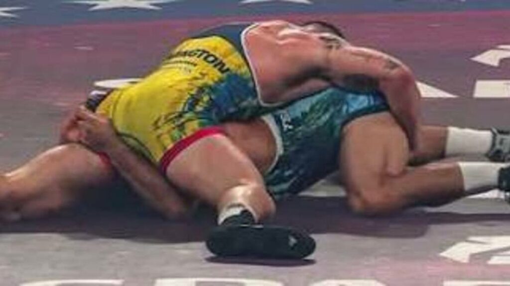 arman-tsarukyan-battu-colby-covington-lutte-libre-raf