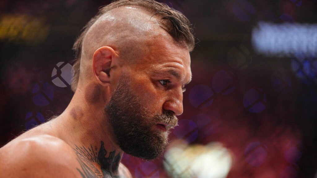israel-adesanya-sans-filtre-conor-mcgregor-ufc-329