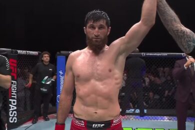 magomed-ankalaev-termine-bogdan-guskov-cinqui&egrave;me-reprise