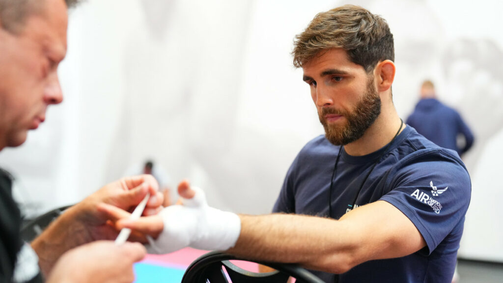 matthieu-letho-duclos-signe-ufc-troisieme-français-2026
