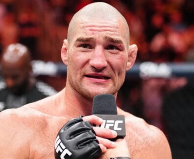 sean-strickland-s-en-prend-violemment-&agrave;-l-ufc