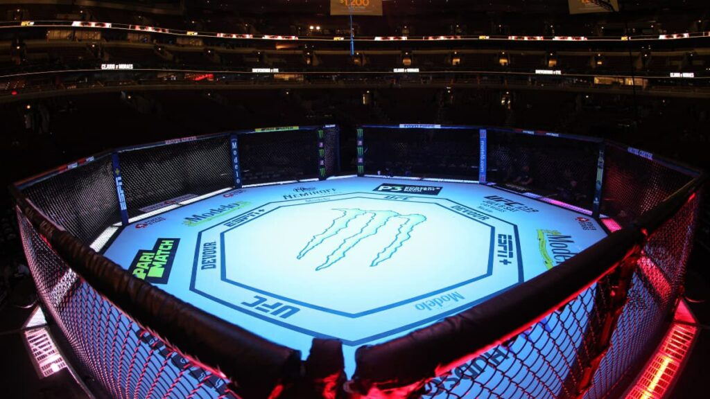 Un champion signe &agrave; l'UFC et accepte un combat avec une semaine de pr&eacute;avis