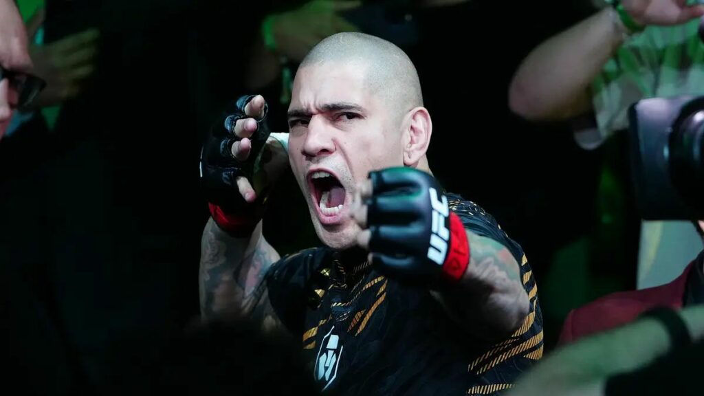 Alex Pereira dévoile ses plans pour son retour à l’UFC : « Je veux me battre pour… »