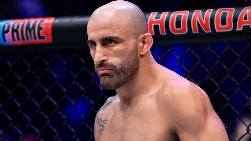 Alexander Volkanovski envoie un message très clair à Movsar Evloev avant l’UFC 333
