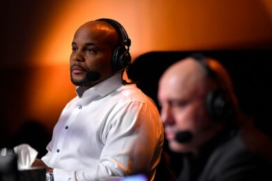 Daniel-Cormier-r&eacute;v&egrave;le-avoir-comment&eacute;-un-combat-truqu&eacute;-ufc-mma