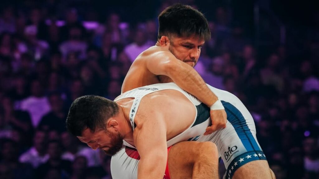 Henry Cejudo affrontait Merab Dvalishvili ce week-end, lors du RAF 12. &lsquo;Triple C&rsquo; a, cette fois, totalement domin&eacute; le G&eacute;orgien.