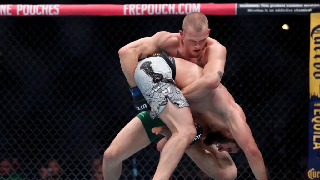La l&eacute;gende Demetrious Johsnon s&rsquo;est attel&eacute;e &agrave; d&eacute;crypter la d&eacute;fense de lutte de Ian Garry lors de son combat contre Islam Makhachev.