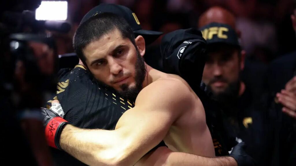 Après sa victoire contre Ian Garry à l’UFC 330, Islam Makhachev connaît déjà les noms de nouveaux prétendants très dangereux.