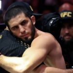 Un vétéran de l'UFC désigne le prétendant qui pourrait vraiment poser problème à Islam Makhachev : "Sa taille et sa lutte…" Après sa victoire contre Ian Garry à l’UFC 330, Islam Makhachev connaît déjà les noms de nouveaux prétendants très dangereux.