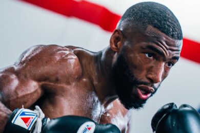 Morgan-Charri&egrave;re-avis-signature-Salahdine-Parnasse-ufc-paris-main-event-Dan-Hooker-mma