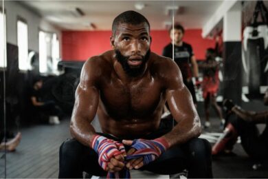 Nicolas-ott-pr&eacute;vient-Salahdine-parnasse-avant-UFC-paris-vs-dan-hooker-mma