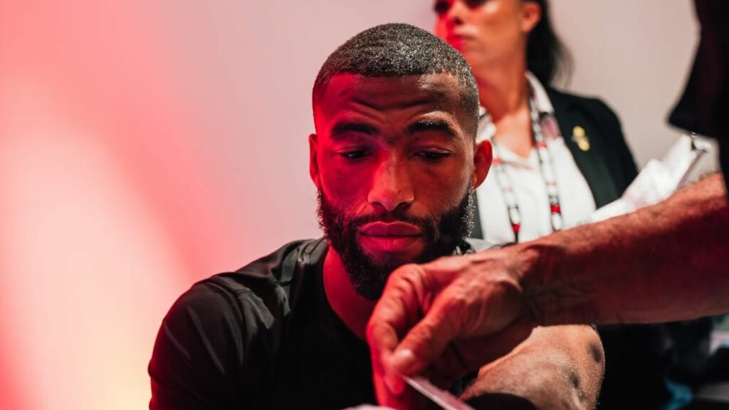 Salahdine Parnasse a officiellement été annoncé pour combattre en main event de l’UFC Paris, le 5 septembre prochain.