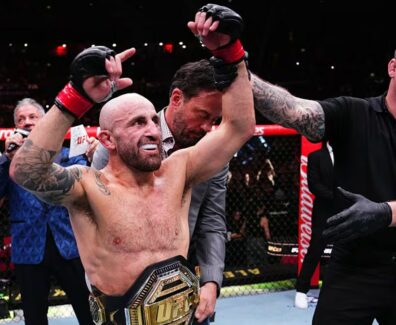 alexander-volkanovski-d&eacute;fendra-sa-ceinture-des-poids-plumes-&agrave;-l&rsquo;ufc-333
