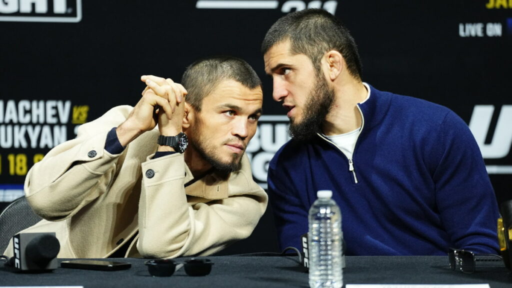 islam-makhachev-reagit-defaite-ko-umar-nurmagomedov-ufc-shanghai