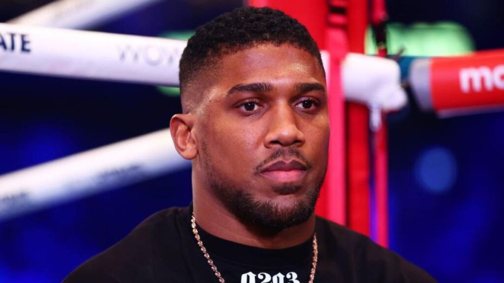 L'adversaire d'Anthony Joshua répond après les accusations de combat truqué