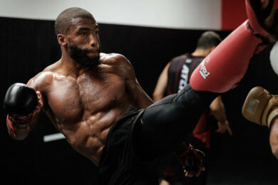 salahdine-parnasse-style-explique-benoit-saint-denis-ufc-paris