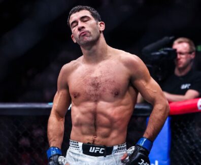 Axel-Sola-autre-fin-KO-Fares-Ziam-soumission-ufc-paris-mma