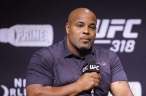 Daniel-Cormier-avis-combattant-capable-battre-Salahdine-Parnasse-ufc-mma