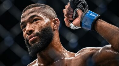 Daniel-Cormier-impressionn&eacute;-Salahdine-Parnasse-combat-prestation-Dan-Hooker-ufc-paris-mma