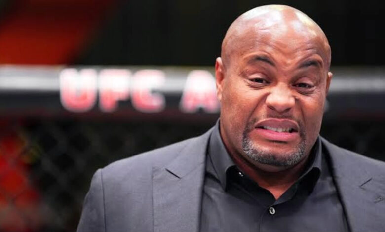 Daniel-cormier-explication-souvenir