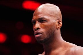 Michael-Page-siffl&eacute;-huer-ufc-paris-Ruziboev-mma
