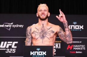 UFC-Paris-Salahdine-Parnasse-Dan-Hooker-pes&eacute;es-officielle-mma