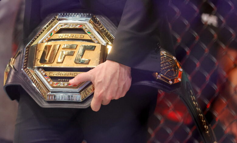 ancien-double-champion-ksw-battu-dricus-du-plessis-signe-ufc