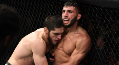 arman-tsarukyan-r&eacute;v&egrave;le-ce-que-lui-a-confi&eacute;-islam-makhachev-apr&egrave;s-sa-d&eacute;faite-pour-ses-d&eacute;buts-&agrave;-l-ufc
