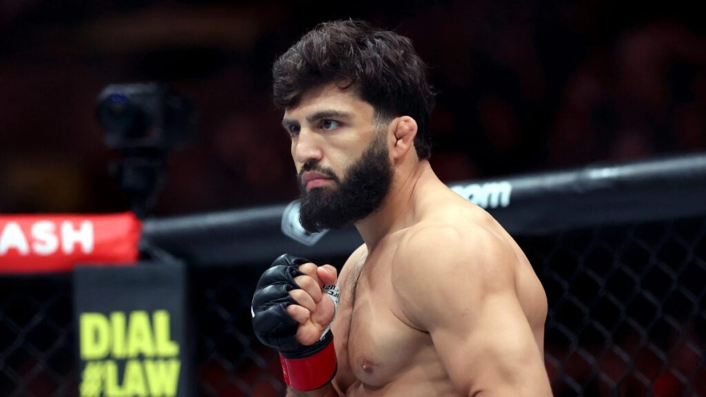 Arman Tsarukyan révèle ses plans secrets pour battre Mauricio Ruffy à l’UFC 331