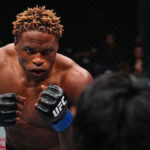 Le 'Mini Ngannou' Ateba Gautier raconte son étonnant rituel après chacun de ses combats à l’UFC Le 'Mini Ngannou' Ateba Gautier raconte pourquoi sa mère n’a jamais regardé ses combats, même à l’UFC