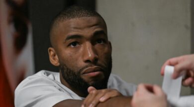 dan-hooker-donne-un-conseil-pr&eacute;cieux-&agrave;-salahdine-parnasse-avant-l-ufc-paris