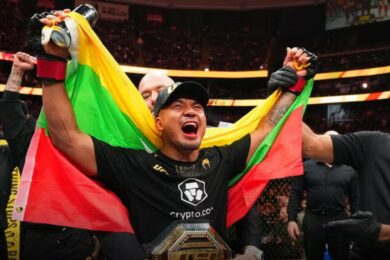 dana-white-r&eacute;agit-&agrave;-la-belle-victoire-de-joshua-van-&agrave;-l-ufc-331