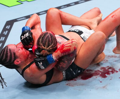 delphine-benouaich-victoire-soumission-ufc-paris