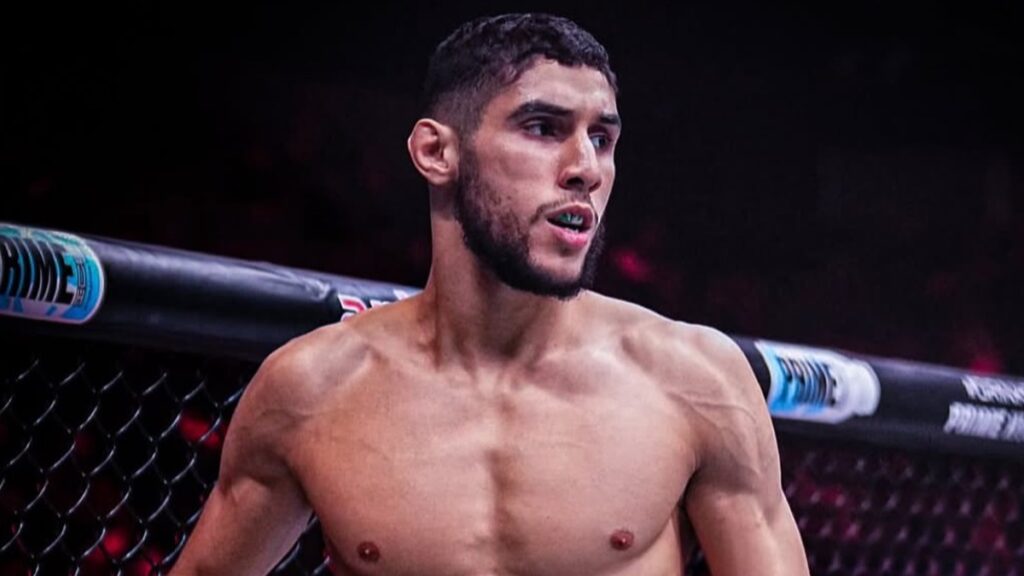 Far&egrave;s Ziam analyse froidement Axel Sola avant leur affrontement &agrave; l'UFC Paris