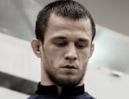 javier-mendez-vole-au-secours-d-usman-nurmagomedov-apr&egrave;s-son-geste-controvers&eacute;-&agrave;-l-ufc-shanghai (1)