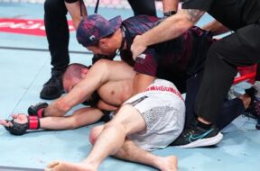 javier-mendez-vole-au-secours-d-usman-nurmagomedov-apr&egrave;s-son-geste-controvers&eacute;-&agrave;-l-ufc-shanghai