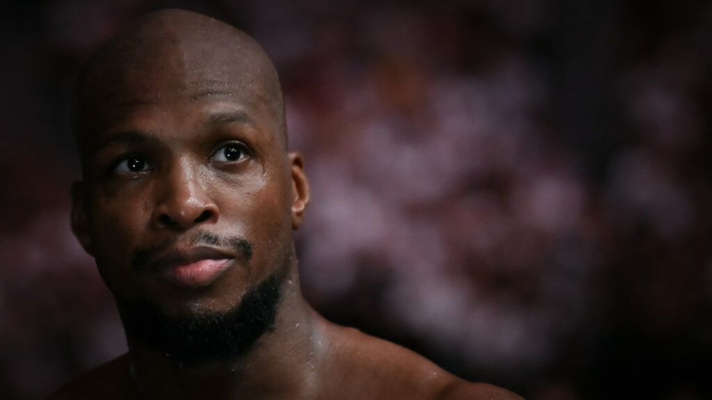 michael-page-reagit-depart-ufc