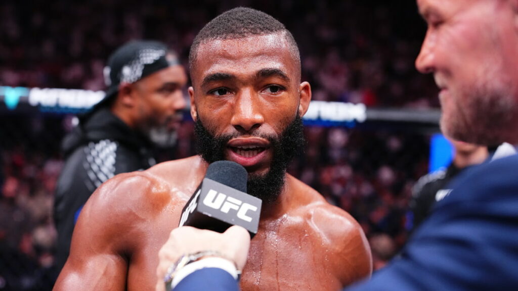 salahdine-parnasse-analyse-victoire-dan-hooker-ufc-paris
