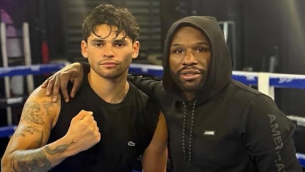Alors que Floyd Mayweather n'a plus disput&eacute; de combat professionnel depuis 2017, la l&eacute;gende am&eacute;ricaine pourrait prochainement faire son retour sur le ring. Un affrontement face &agrave; Ryan Garcia serait actuellement en discussion, avec un titre mondial en jeu.