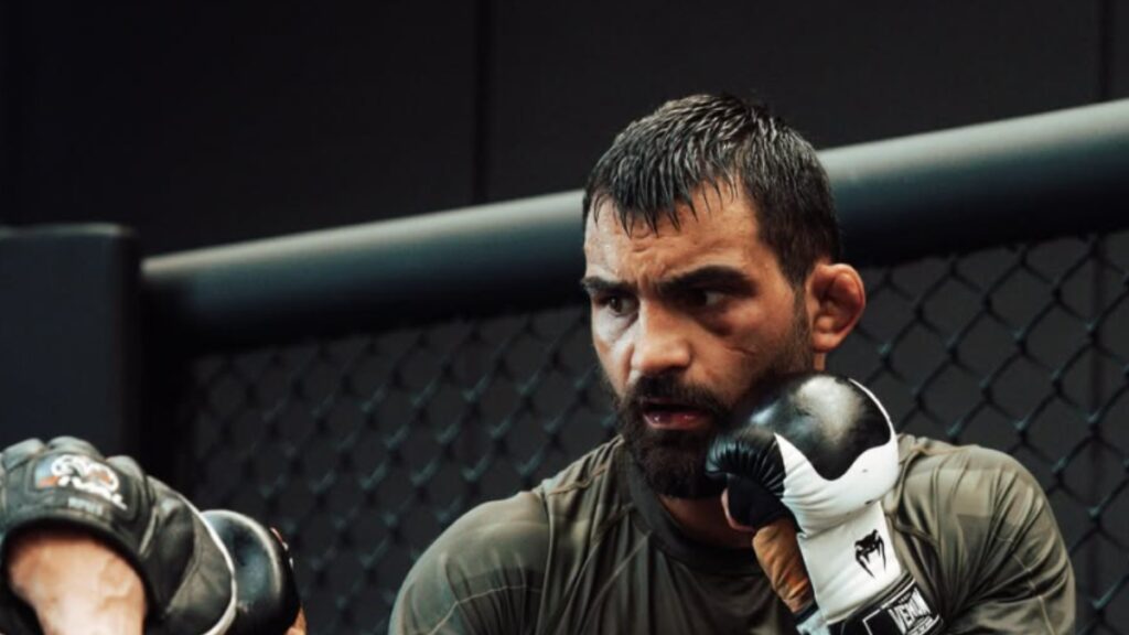 Beno&icirc;t Saint Denis cash sur Alexander Volkanovski avant l'UFC 333