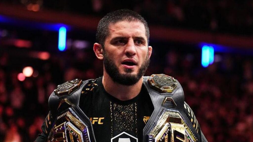 Bruce Buffer analyse le prochain combat d'Islam Makhachev