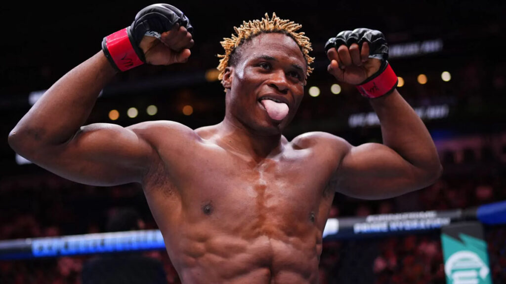Ateba Gautier sera pr&eacute;sent ce week-end lors de l'UFC 332. Impressionnant depuis son arriv&eacute;e dans l&rsquo;organisation, le Camerounais marche dans les traces de son compatriote Francis Ngannou. Mais &agrave; seulement 24 ans, le poids moyen compte bien &eacute;crire sa propre histoire.