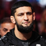Khamzat Chimaev réagit à la bagarre entre Arman Tsarukyan et Dillon Danis : "Quand il est tout seul..." khamzat-chimaev-reaction-tsarukyan-danis