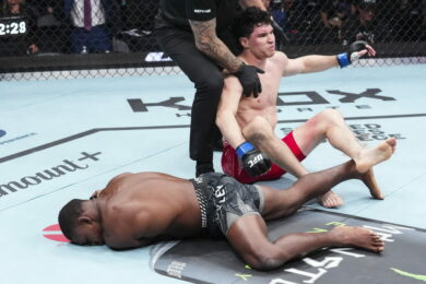 mike-malott-ko-genou-joaquin-buckley-ufc-edmonton