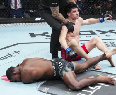 mike-malott-ko-genou-joaquin-buckley-ufc-edmonton